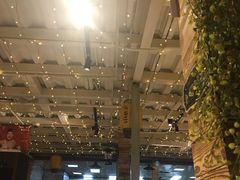 大堂-三个大叔烤羊肉串·炭炉砂锅菜(西三旗店)