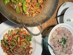 -费大厨辣椒炒肉(万家丽一店)