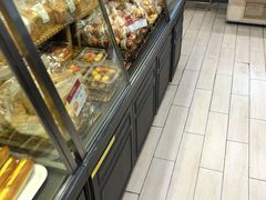 面包甜点陈列柜-山崎面包(百联世纪店)