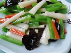 -鑫真味私房菜馆