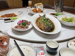 -梅利汴京烤鸭•开封豫菜地标店(东大街店)