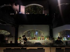 -穹六人间 people 6(岳阳路店)
