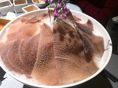 -左庭右院鲜牛肉火锅黑金店(陆家嘴中心店)