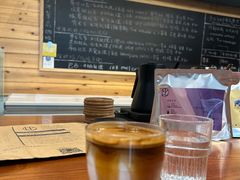 -Be Lived Cafe比例咖啡(摩天轮店)