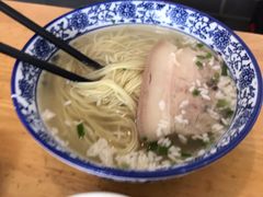 枫镇肉面-裕兴记·三虾面(西北街总店)