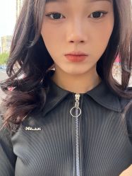 -艺格造型染发烫发