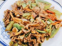 -何记羊汤馆(丽水佳源店)