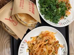 -镐凤楼金牌牛肉拌面(龙立东方大厦店)