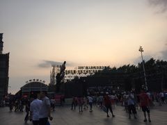 -人民防洪胜利纪念塔