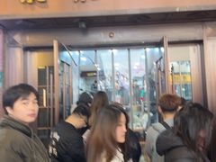 -莱莱小笼·乔艾