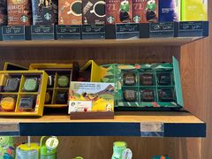 -星巴克臻选(莘庄仲盛店)