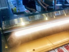 -来龍儿鲜切牛肉自助老火锅