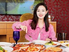 -香格里拉鱼跃地中海西餐厅·牛排披萨