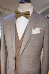 -香港大昌洋服定制(金中环店)