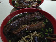-小龙大肉面馆