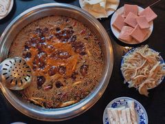 -九尺赵老四鲜鹅肠火锅