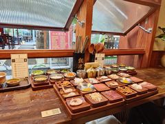 -银米·云南传统过桥米线(双廊黑金冠店)