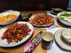 -临界音乐酒馆·小龙虾·江湖菜(华熙LIVE·鱼洞店)