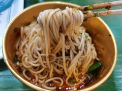 秘酱卤米线-姚知味鲜肉椒香饼(大十字店)