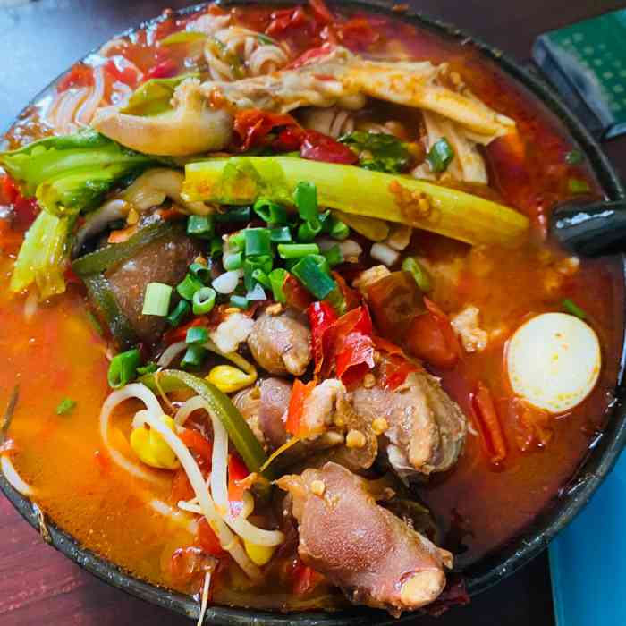 李米线(武陵路店)-"重庆出名的李米线 以前学校附近一家很好吃.