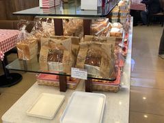 -红宝石·鲜奶小方·海派西点房(浦三店)