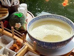 -香麒园·过桥米线·南湖雅宴