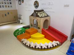 -绿城奇妙园双语日托(华茂悦峰园区)