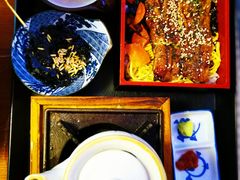 自制活鳗鱼盖饭-鳗鱼家·深夜食堂(军博店)