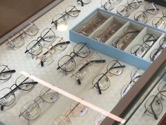 -明月眼镜(三坝店)