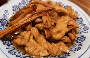 Fried Pork with Soybean Curd