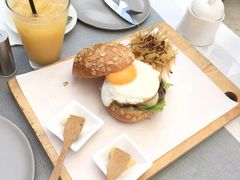 -The Sunny Side Cafe Station 1