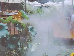 -墨居上隐·院子里火锅(峨眉店)