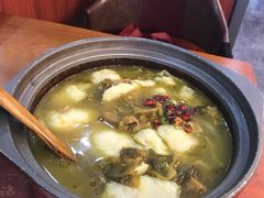 -周鱼小馆石锅酸菜鱼(活力汇店)