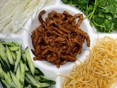 新京酱肉丝-富源东北春饼店(翠竹店)