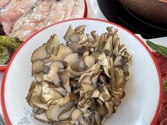 -毛辣果·红酸汤牛肉火锅&冰煮羊(西单店)