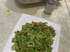-小碗大胃(福久源新天地店)