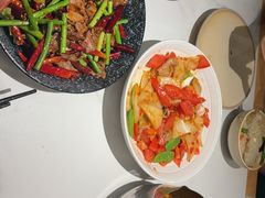 -黄记煌三汁焖锅(新佳丽江汉路店)