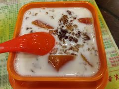 木瓜鲜奶桃胶-顺记冰室(宝华路店)