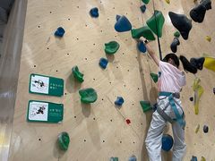 -ROCKPLUS攀岩馆(环宇城店)