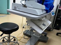 -上海大学附属上海和平眼科医院