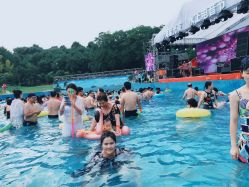 -珍珠泉水上世界