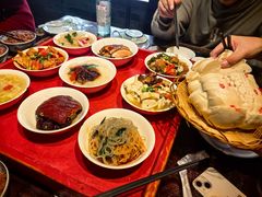 -蓝田九大碗民俗食府(蓝田店)