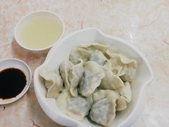 冬菇马蹄鲜肉饺-聚荣饺子店