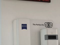 -标准眼镜·蔡司官方授权店(和平路总店)