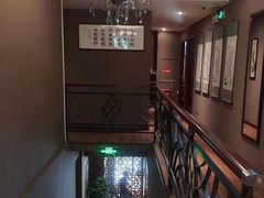 -莱蔻·圣灸堂·推拿艾灸(天山店)