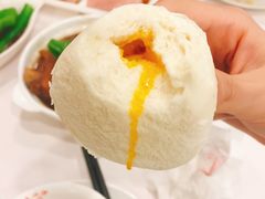软棉香滑流沙包-广州酒家(文昌总店)