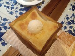 面包诱惑-绿茶餐厅(王府井永宁门店)