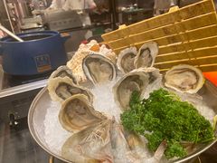 -圣丰索菲特·2 On 988 Café 自助餐厅