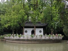 -汇龙潭