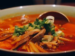 酸汤羊杂-丝路金桃·新疆菜(徐汇店)